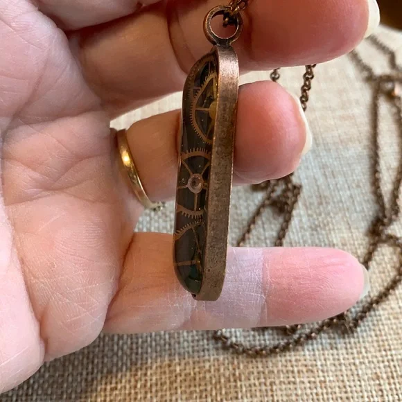 Hand Crafted Real Vintage Pocket Watch Gears Necklace Handmade - Picture 4 of 8